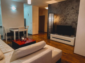 Meus Residence